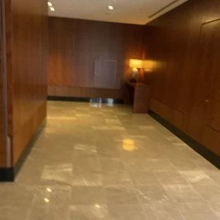 チャペル前の廊下