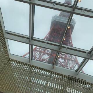 チャペルから東京タワーが見えます
