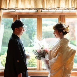翠州亭内の「さつきの間」