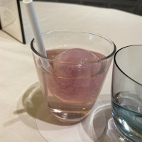 葡萄果汁の氷とサワーソーダ