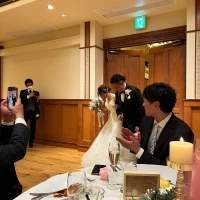 お色直し退場