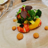 オマール海老と色彩野菜キャビア添え“夢の花束”