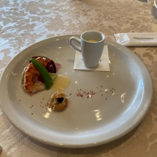 美味しく、かつ綺麗な彩りでした。