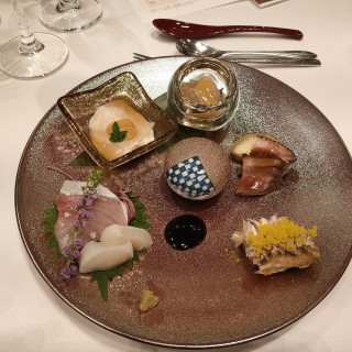 オードブルは色々な種類が食べられます。