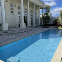 ホワイトハウス側プール