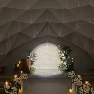花嫁のベールを表したチャペルです