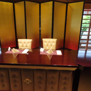 神館。高砂。金屏風が豪華。
