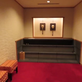 神殿内の手水舎