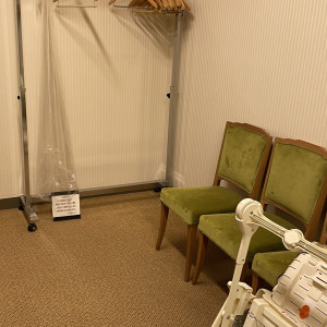新婦控え室|606558さんのホテル軽井沢エレガンス 「森のチャペル軽井沢礼拝堂」の写真(1370125)
