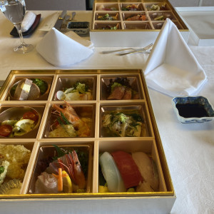 コロナ対策の箱型のお料理|606580さんの唐津シーサイドホテルの写真(1366458)