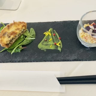 前菜からとても美味しい料理でした！