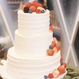 ウェディングケーキもとっても可愛かったです！