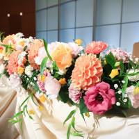 メインテーブルの装花です
プランから8万円追加しました