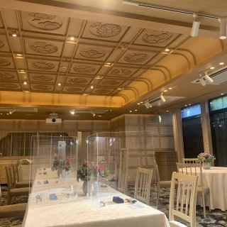 気の温もりが感じられる会場でした。