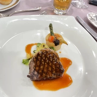 大きめのお肉も美味しすぎました！
ソースが美味しすぎます！