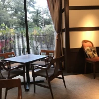 試食や資料での案内を受けた場所です。