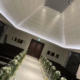 白基調のチャペル