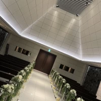 白基調のチャペル