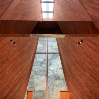 広すぎずアットホームな雰囲気も。