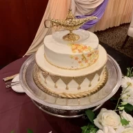 「アラジン」をモチーフにしたウェディングケーキ