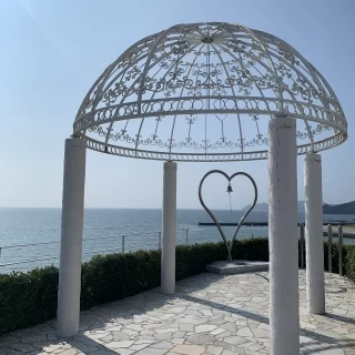 おしゃれな建物がありました。