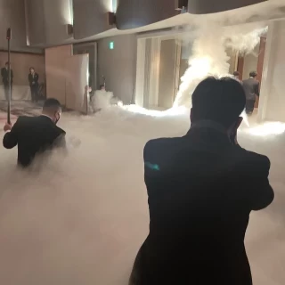 広い