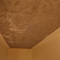 路線階段の屋根にも嗜好の技