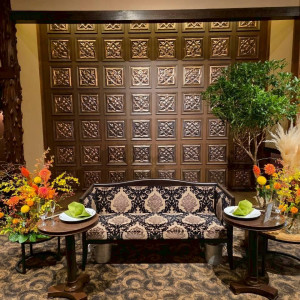 新郎新婦が座る座席|607894さんのHATSUNEYA GARDEN ~since1868 Kawagoe~(ハツネヤ ガーデン)の写真(2575503)