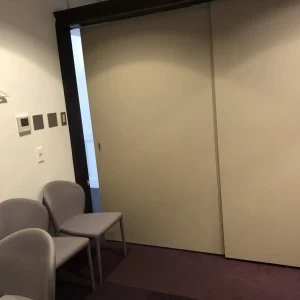 親族控室1ヶ所のみ
もう1ヶ所はチャペルの前の空間|607916さんの神戸旧居留地ヴィラブランシュの写真(1382544)