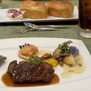 試食