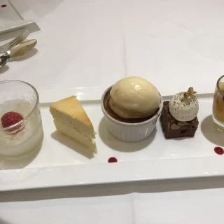 ケーキビュッフェで出されるケーキ