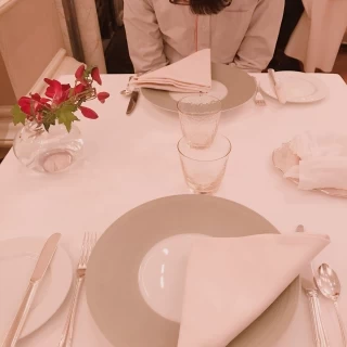 披露宴会場セッティング