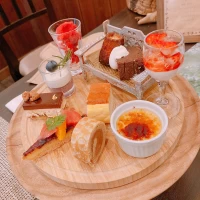 ビュッフェスタイルのケーキ