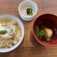 鯛の炊き込みご飯　お吸い物