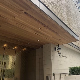 外観も豪華