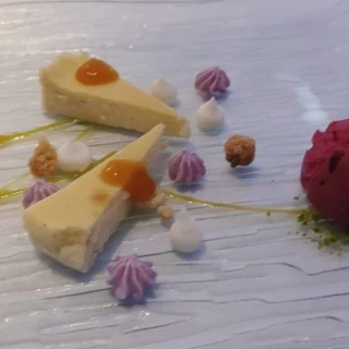 デザートのチーズケーキ