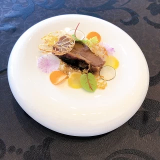 試食のコース料理です