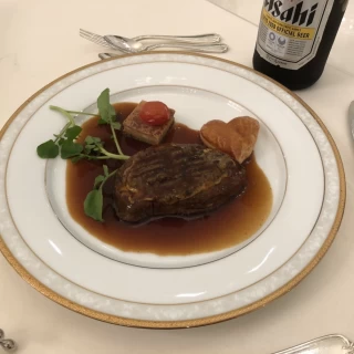 メイン