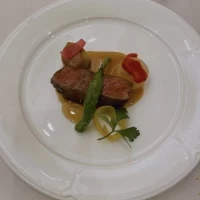 お肉料理