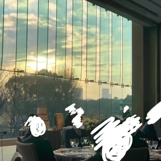 カーテンオープン