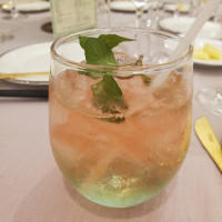 お二人の思い出の芝桜をイメージされたノンアルコールドリンク