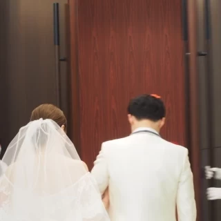 挙式退場シーン
