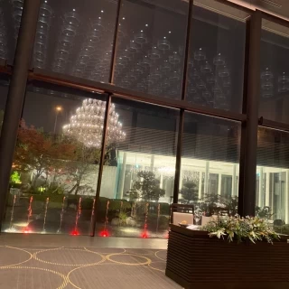 天井が高く、こちらも開放感があります。