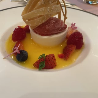 試食で出されたデザート