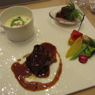 季節のポタージュ、お肉の梅肉ソース、ロッシーニ風、野菜