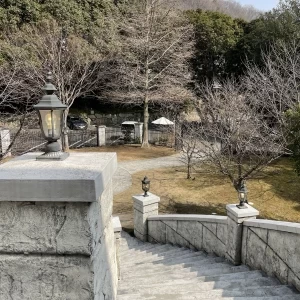 会場から眺めた正門の風景|610343さんの森の邸宅彩音の写真(1431803)
