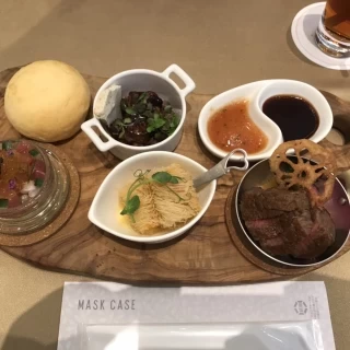 試食