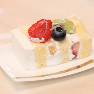 ケーキは甘くて美味しかったです。