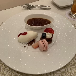 ブリュレがこれまで食べた中で1番美味しかった。