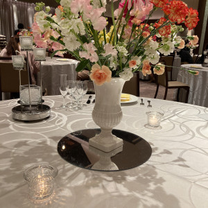 各テーブルのお花も素敵|611070さんの射水神社 うつくしの杜 結婚式場の写真(1444011)